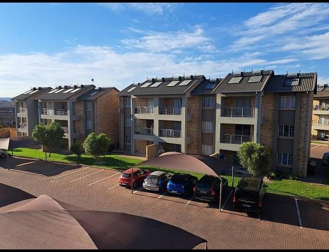 2 BEDROOM APARTMENT FOR SALE IN STONERIDGE